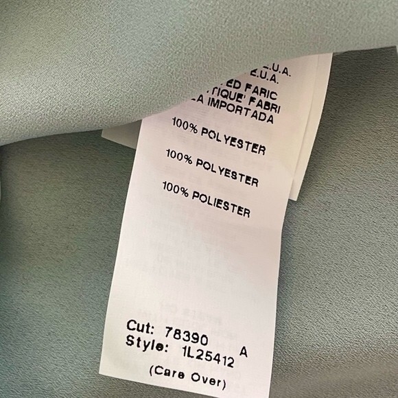 Karen Kane Women's Asymmetrical V-Neck Blouse M Fiji Teal Green Crepe NWT $98 - Picture 8 of 9